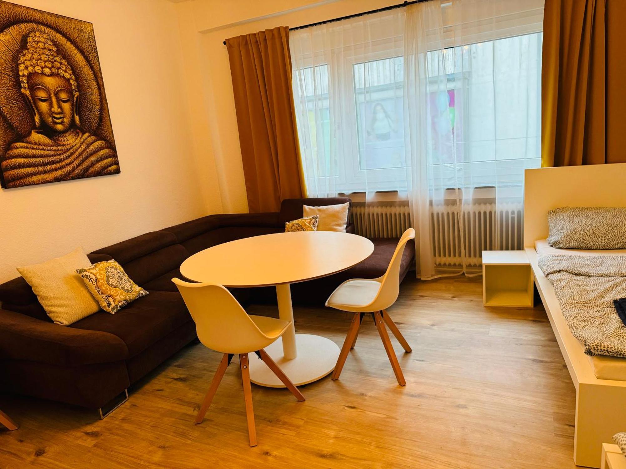 Zentrale Wohnung Mit Balkon Koblenz  Eksteriør billede