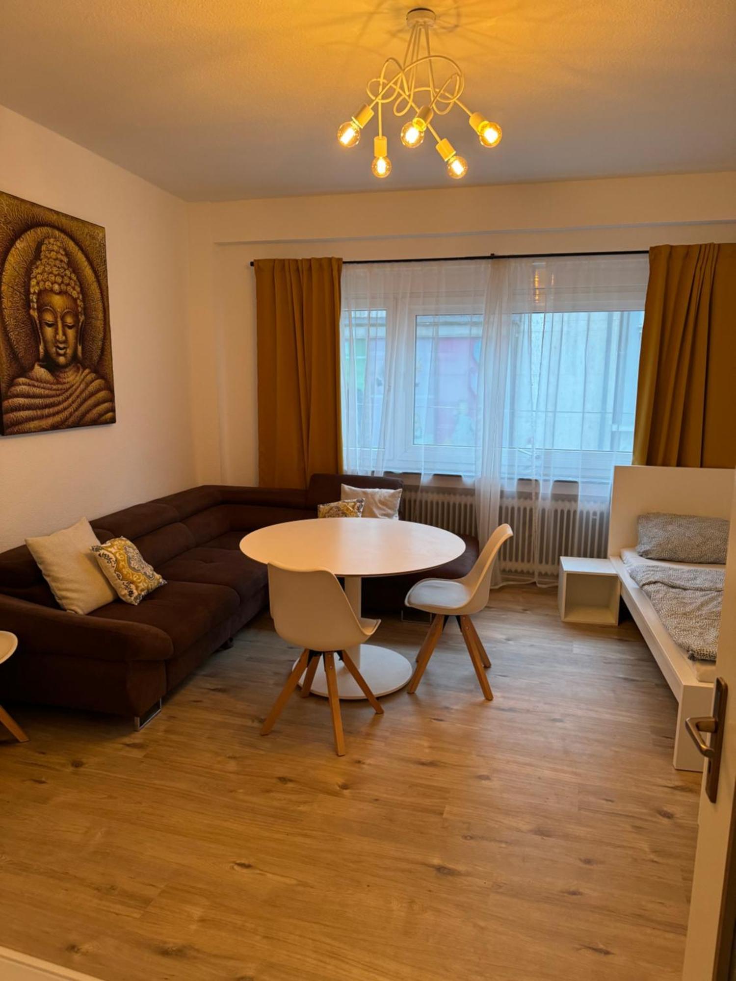 Zentrale Wohnung Mit Balkon Koblenz  Eksteriør billede